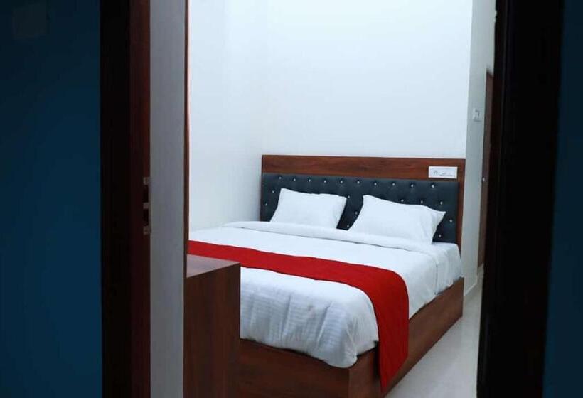 הוסטל Chandrodayam Residency