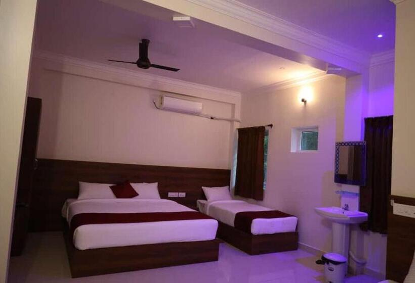 הוסטל Chandrodayam Residency