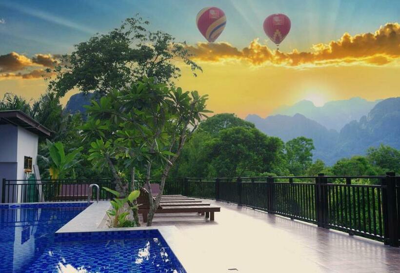 هاستل Mad Monkey Vang Vieng