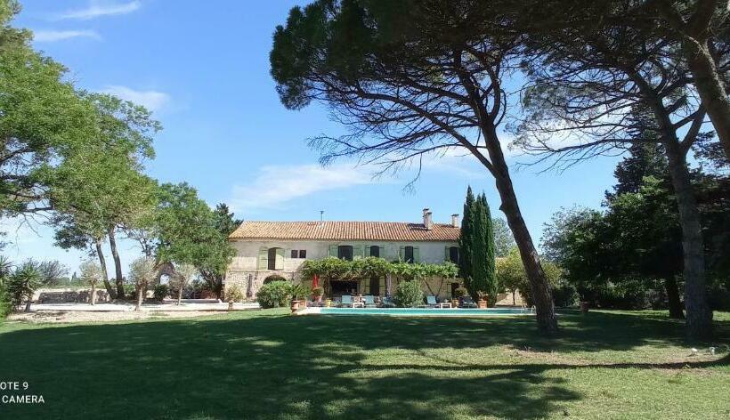 تختخواب و صبحانه Le Mas Neuf 1752