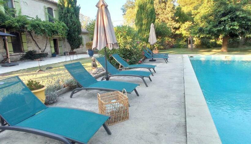 تختخواب و صبحانه Le Mas Neuf 1752