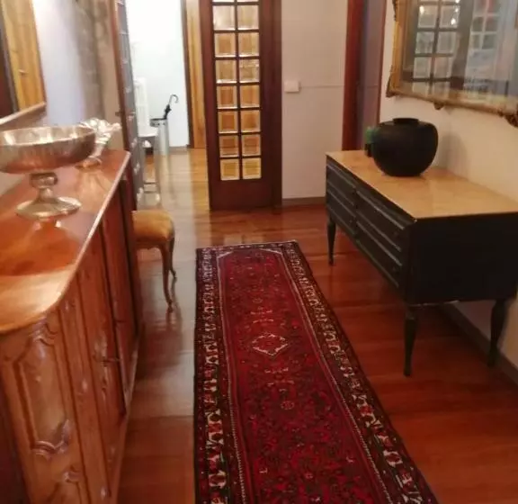 تختخواب و صبحانه Sopra Le Poste