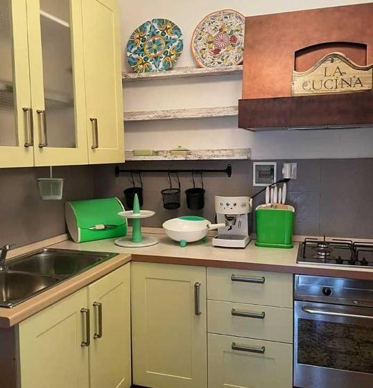 تختخواب و صبحانه Sopra Le Poste