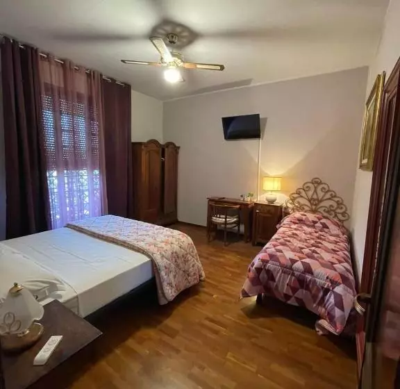 تختخواب و صبحانه Sopra Le Poste