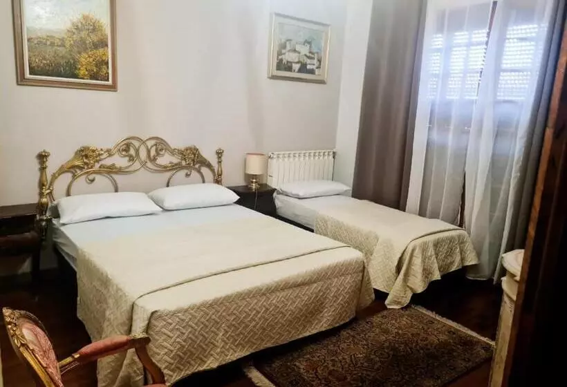 تختخواب و صبحانه Sopra Le Poste