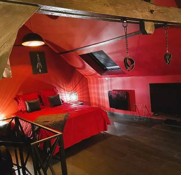 Hotelli Love Room Spa L Impertinente