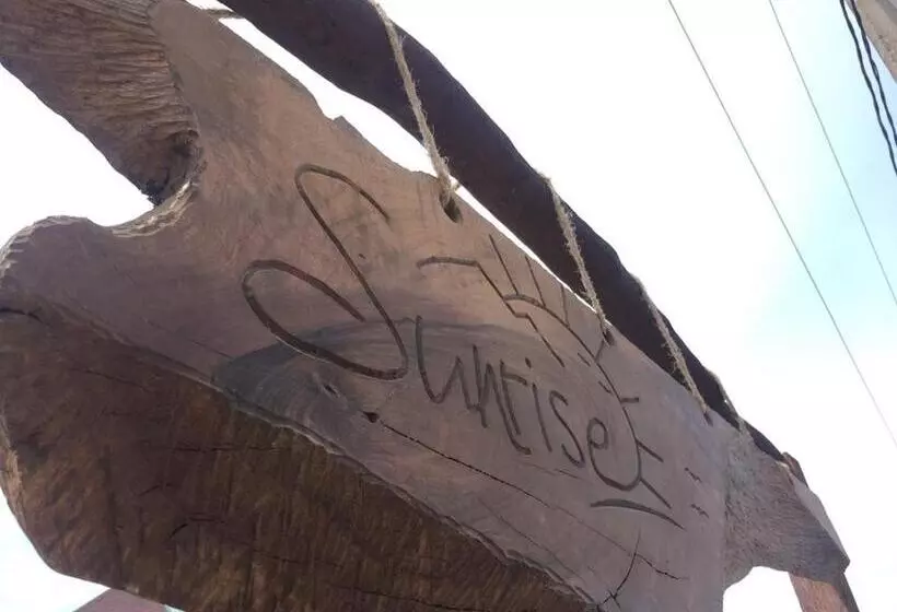 Hotelli Sunrise Cottage