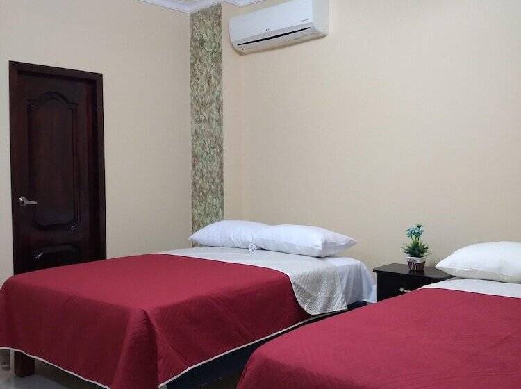 Hotel Vanderkris Chone