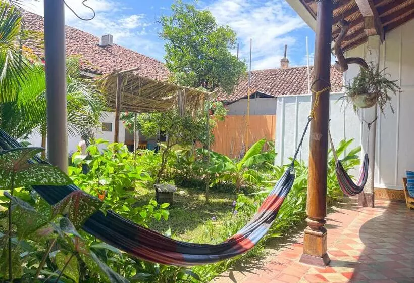 پانسیون Casa Gallo Pinto