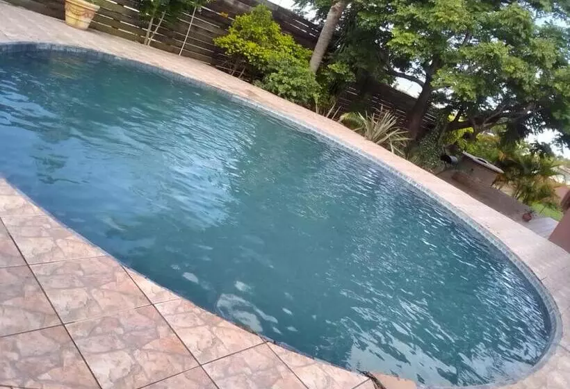 Majatalo Liyoli Guesthouse