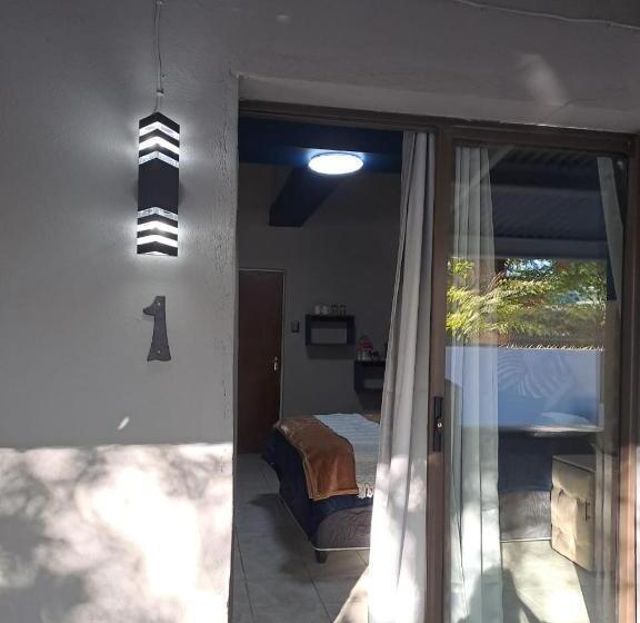 פנסיון M&j Inn