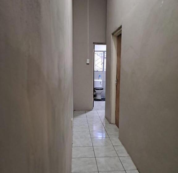 פנסיון M&j Inn