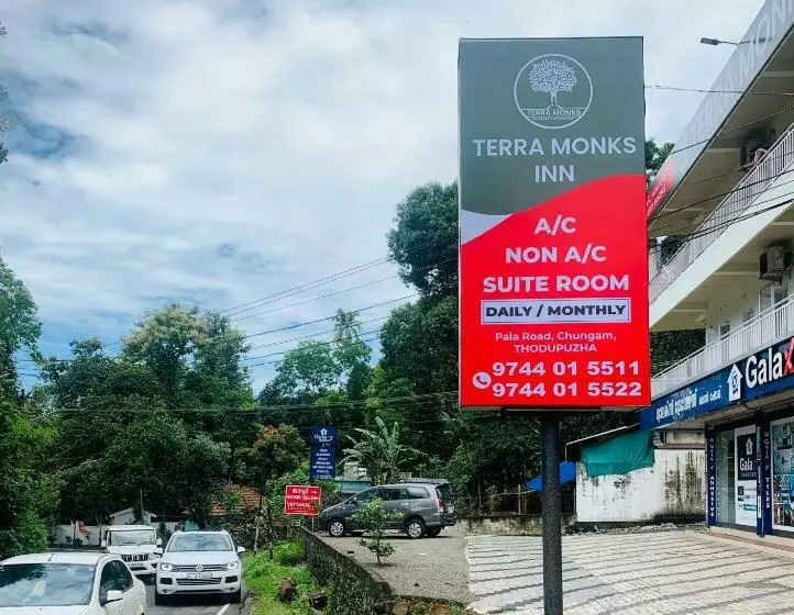 ユースホステル Terra Monks Inn