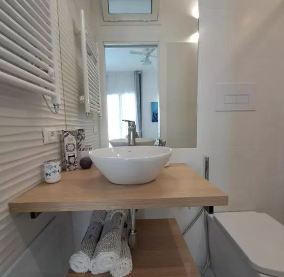 ベッドアンドブレックファースト Blue Life, Sea Luxury Rooms On The Beach Between Palermo And Cefalu