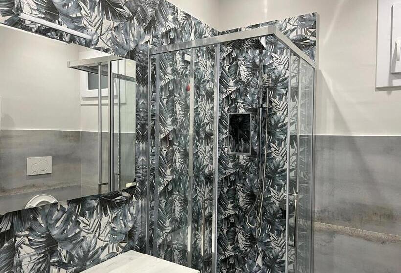 تختخواب و صبحانه La Marina64