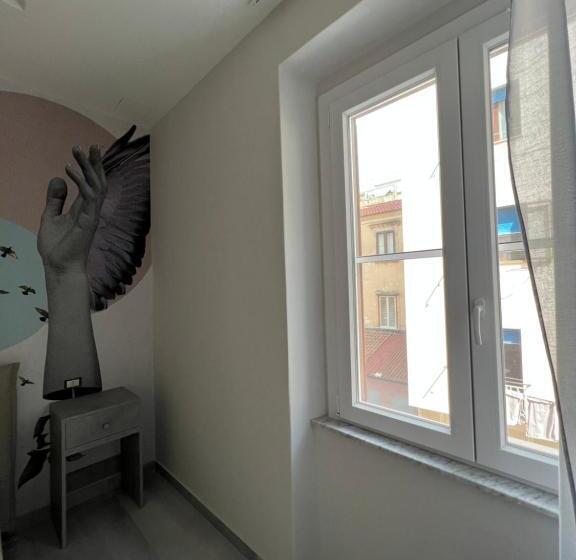 تختخواب و صبحانه La Marina64