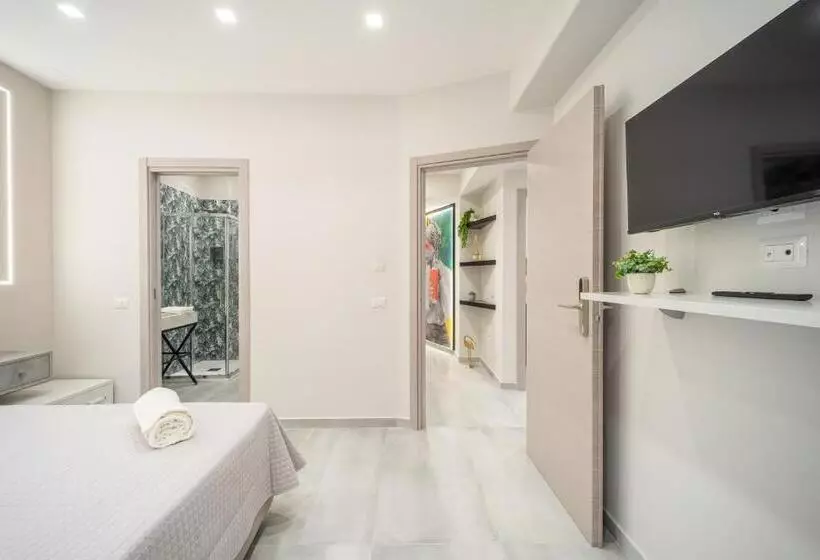 تختخواب و صبحانه La Marina64