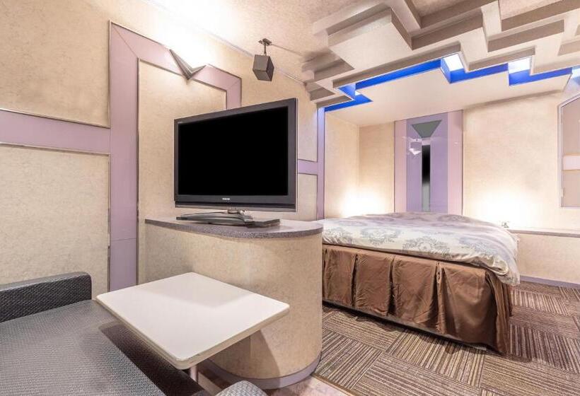 Отель リトルドルフィン岐阜  大人専用