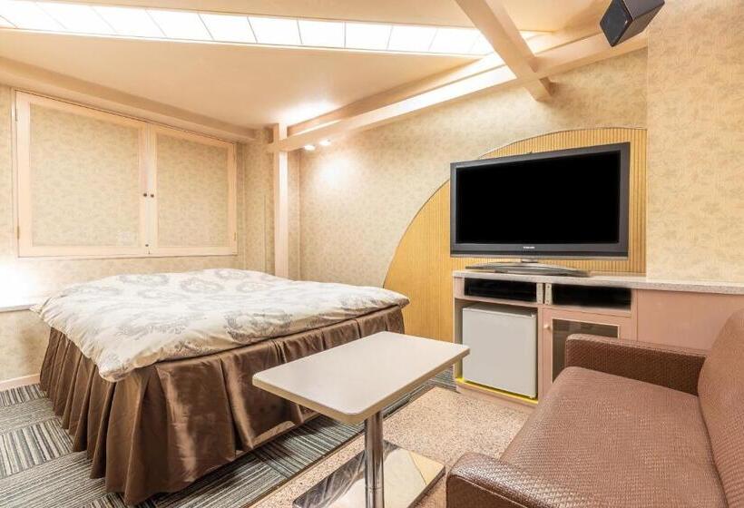 Отель リトルドルフィン岐阜  大人専用