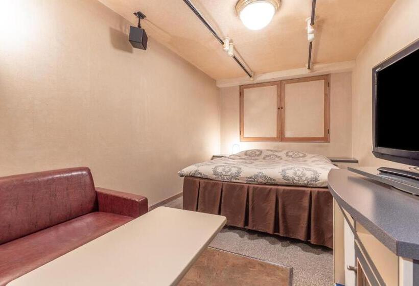 Отель リトルドルフィン岐阜  大人専用