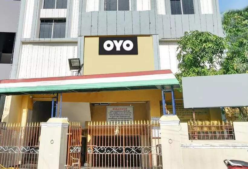ホテル O Rkr Residency