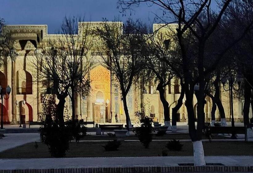 Отель Sarbon Plaza