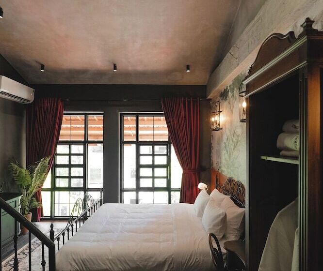 هتل The Chum Boutique