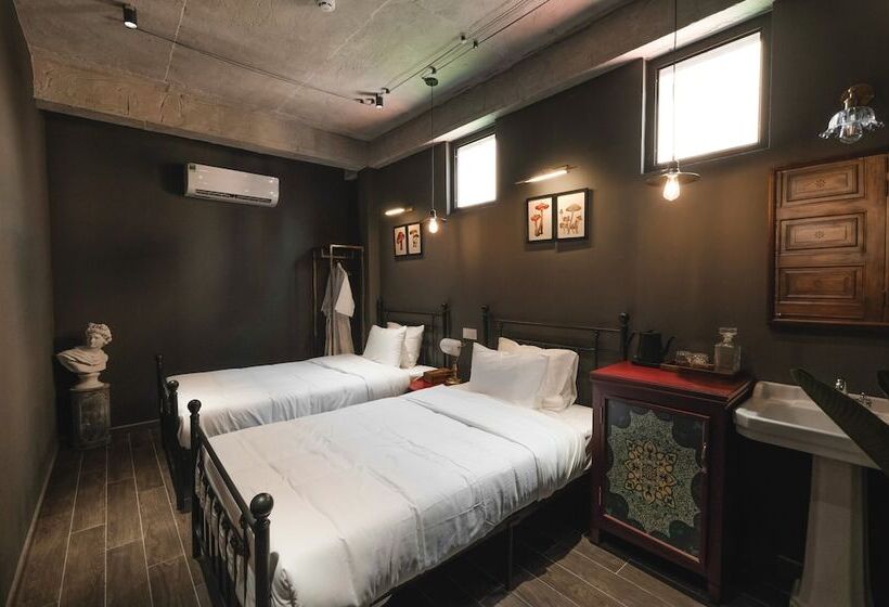 هتل The Chum Boutique