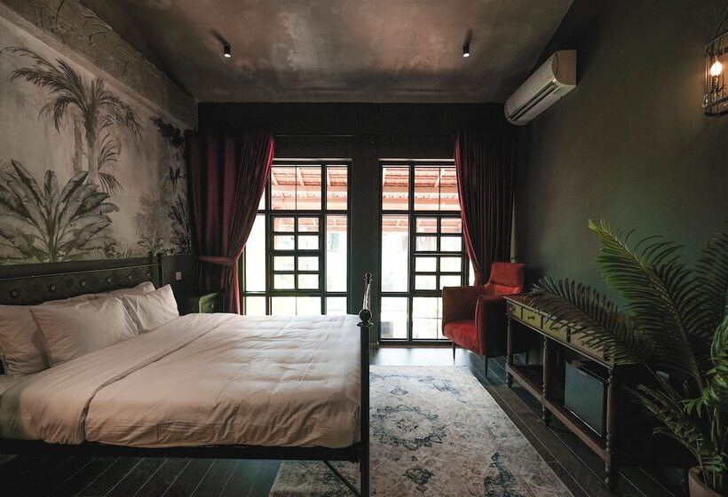 هتل The Chum Boutique