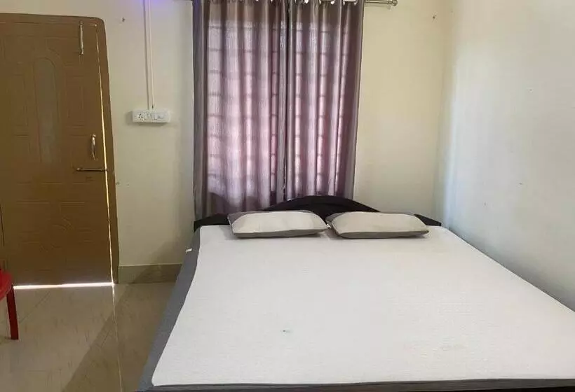 مُتل Atithya Lodge