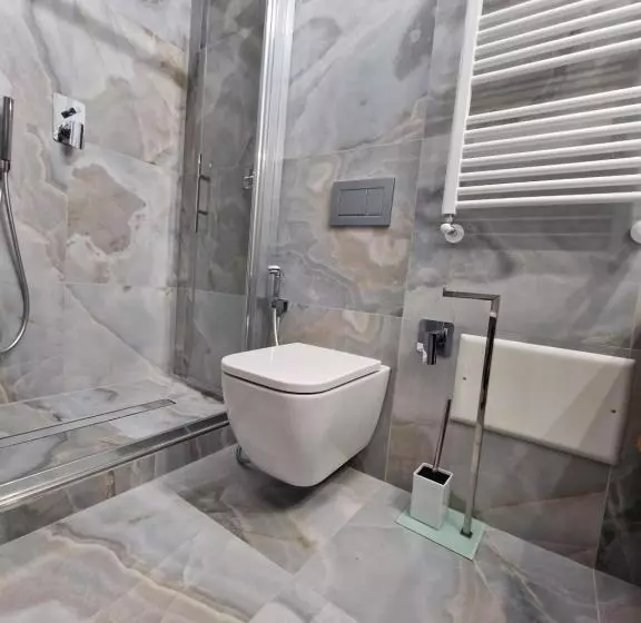 پانسیون Marlas