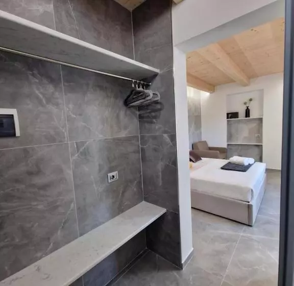 پانسیون Marlas