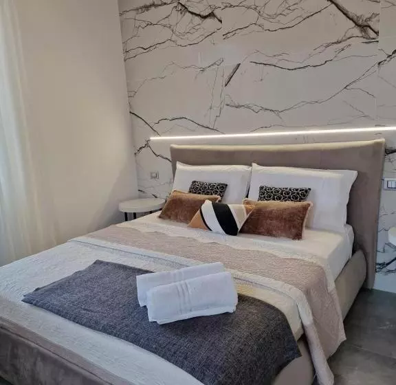 پانسیون Marlas