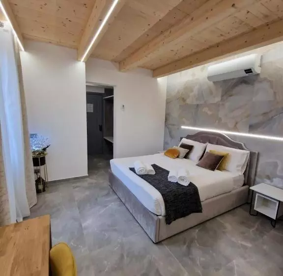 پانسیون Marlas