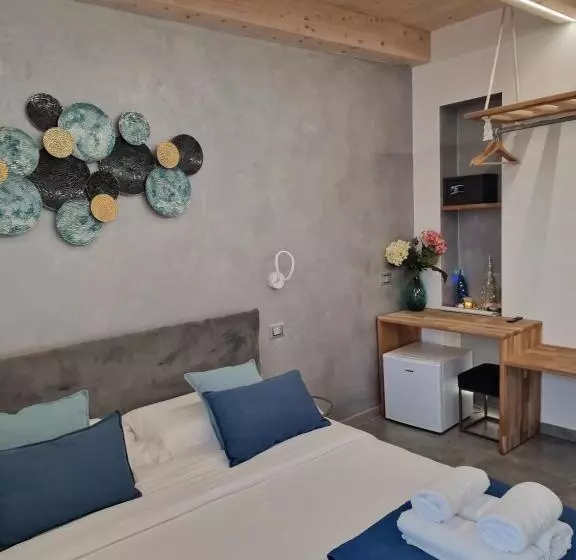 پانسیون Marlas