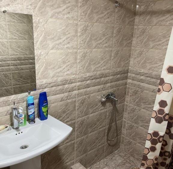 تختخواب و صبحانه Elmar Guesthouse