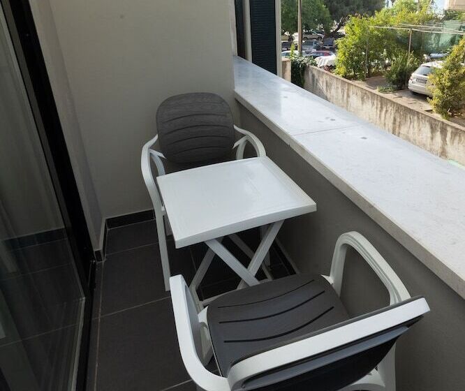 ホテル Aglon Twin S