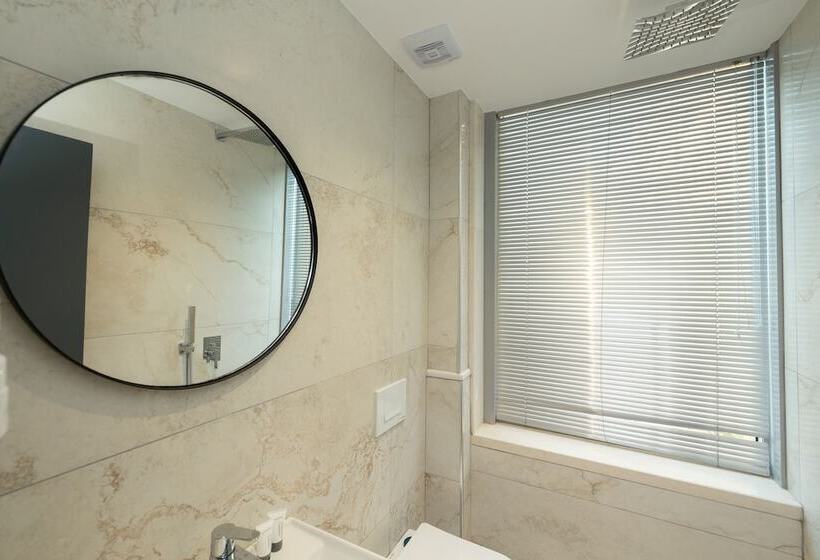 ホテル Aglon Twin S