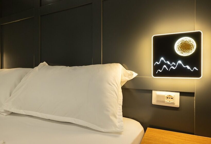 ホテル Aglon Twin S