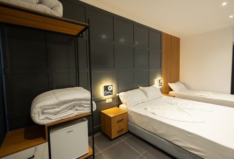 ホテル Aglon Twin S