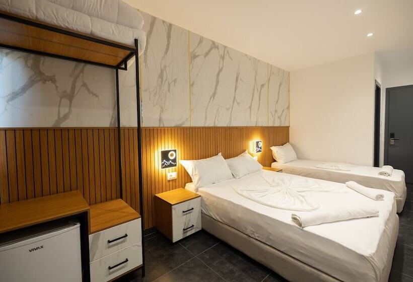 ホテル Aglon Twin S