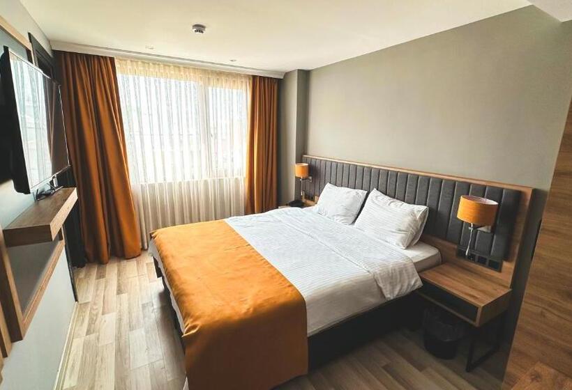 בית מלון כפרי çamlıca