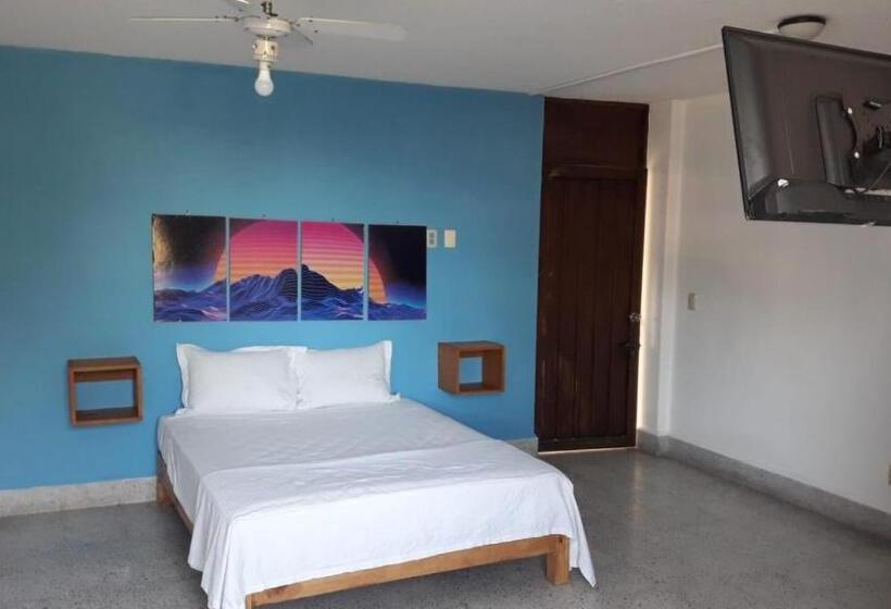 酒店 Chinelos Express