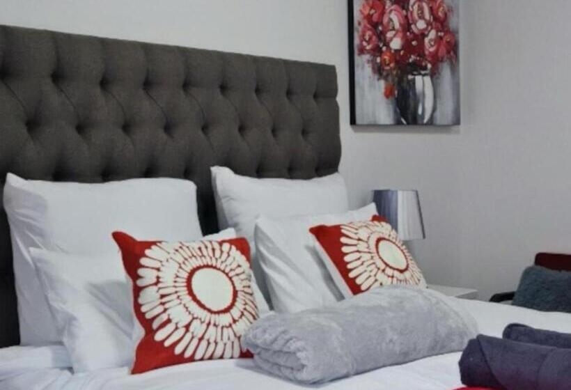 Pension S & S Village Guest House