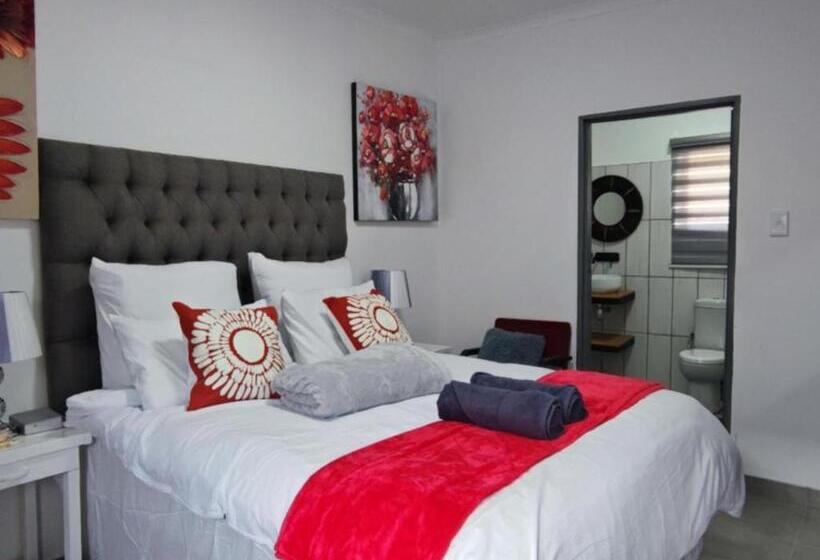 Pension S & S Village Guest House