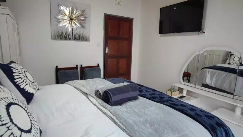 Majatalo S & S Village Guest House