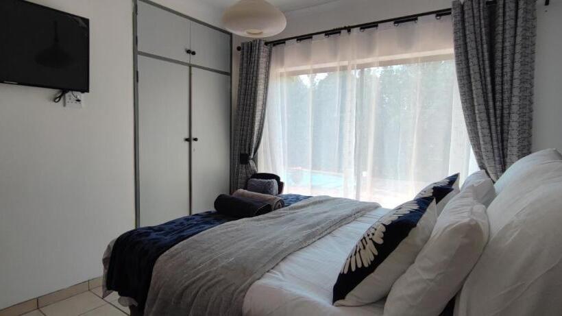 Pension S & S Village Guest House