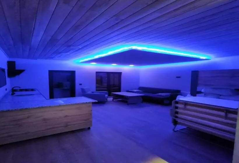 Aderfia Suite
