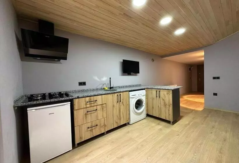 Aderfia Suite