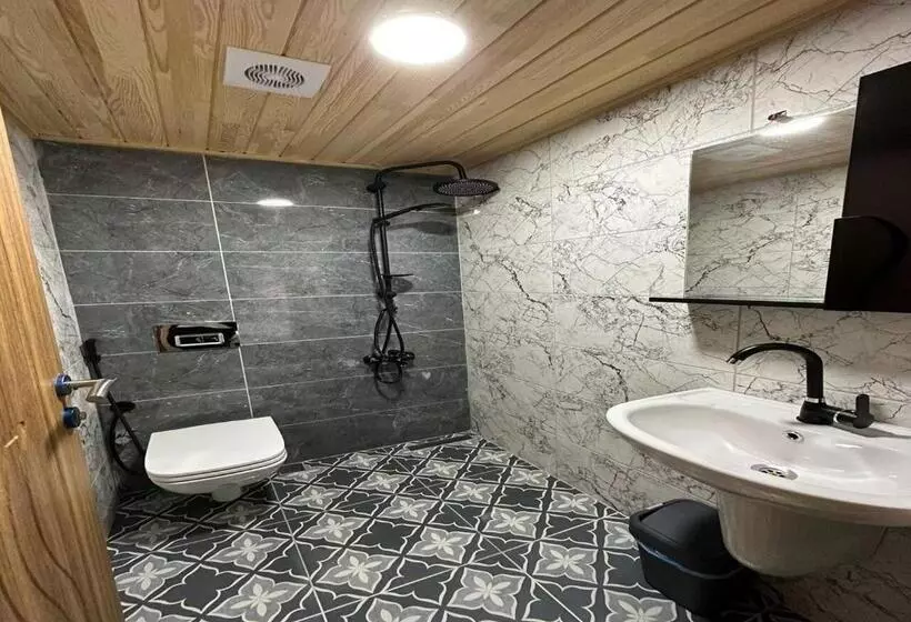 Aderfia Suite